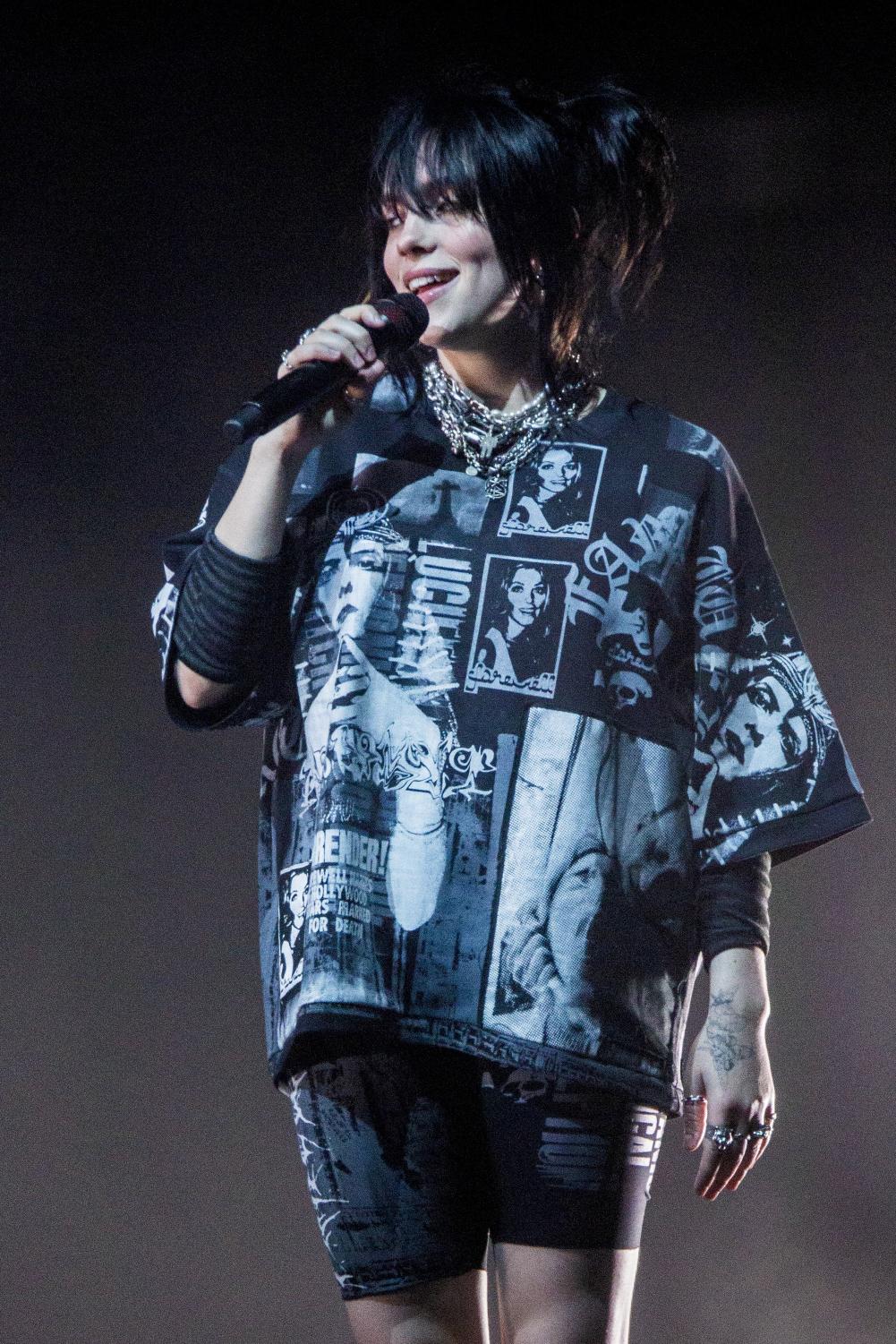 Billie Eilish e vocalista do The Neighbourhood são vistos se